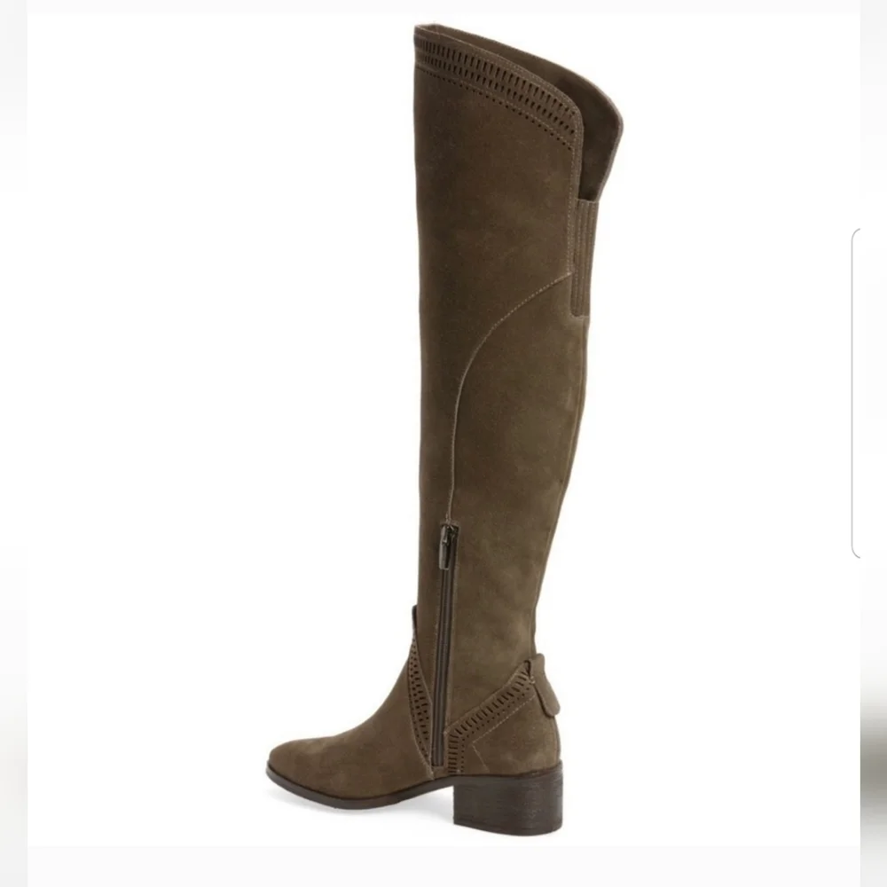 NWOT Vince Camute Karinda Over the Knee Boot Size 5M Color Olive Green/Gray